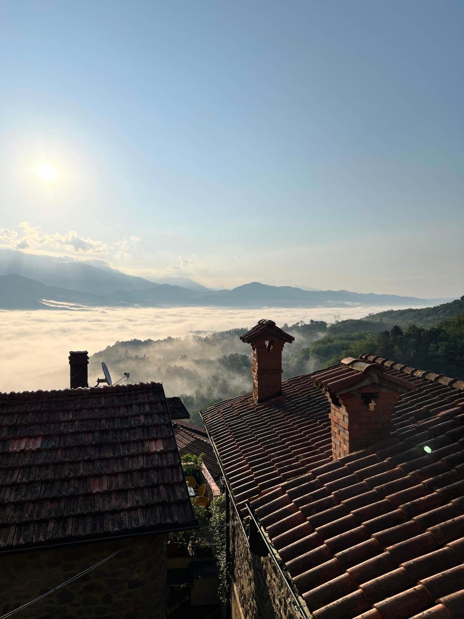 Apartamento La Finestra Di Dante Mulazzo Exterior foto