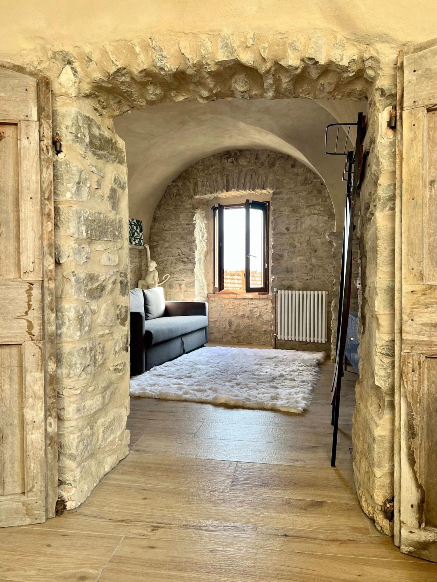 Apartamento La Finestra Di Dante Mulazzo Exterior foto